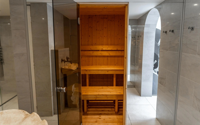 Cour des Loges Lyon, A Radisson Collection Hotel