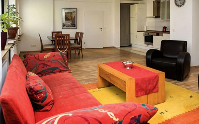Tondose Apartment