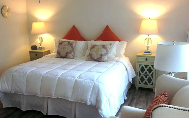 Sea Spray Inn