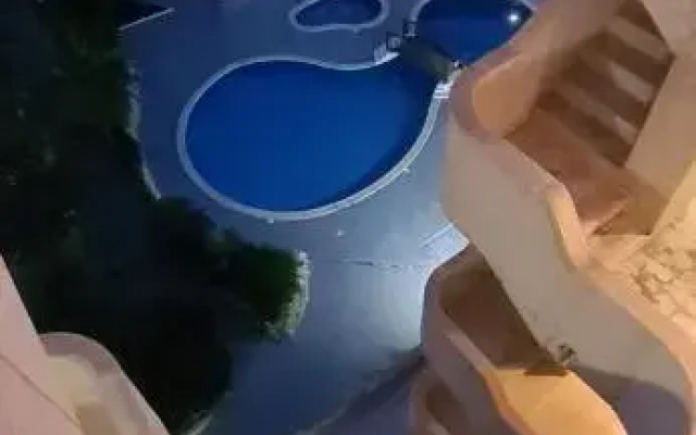 Apartamento con encanto,piscina y a 200 metros de la playa