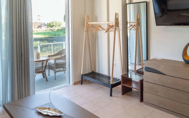 Sun Sea Escape Kourouta Beachside Getaway