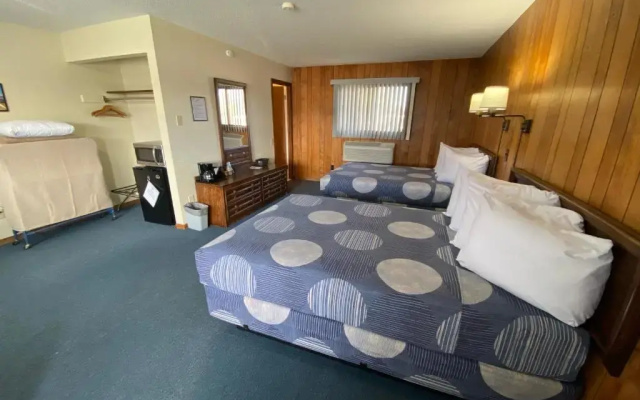 Waterway Inn