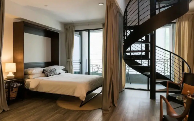 Walk to Concert Halls From a Penthouse With Panoramic Views