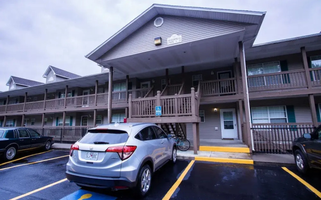 Liberty Place - 2 Br Condo
