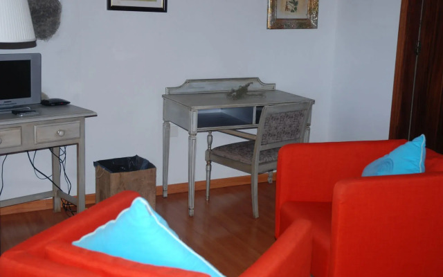 La Correa del Almendro