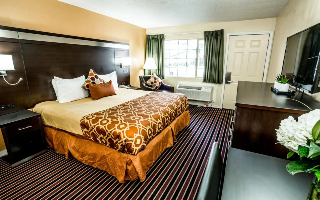 Signature Inn Medford Downtown