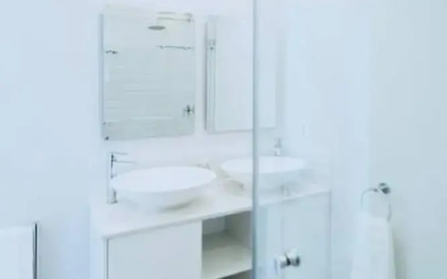 2 Bedroom Apartment in Green Point Cape Town