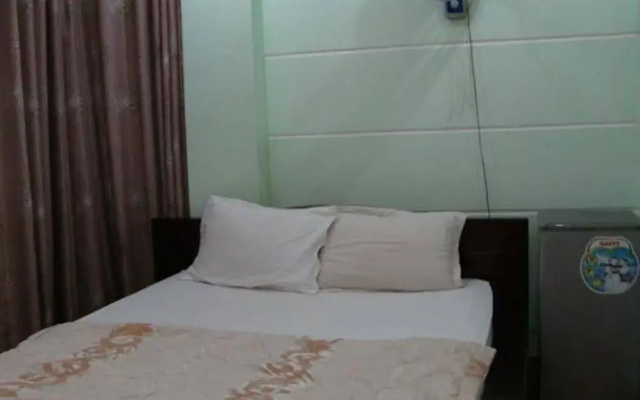 Loan Phuong Hotel