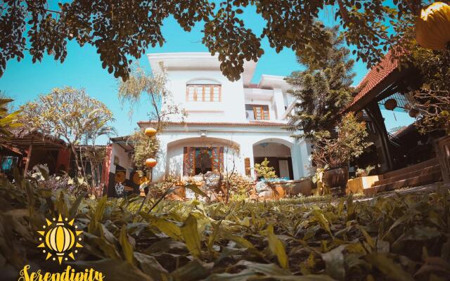 Отель The Hoi An Villa вид на фасад