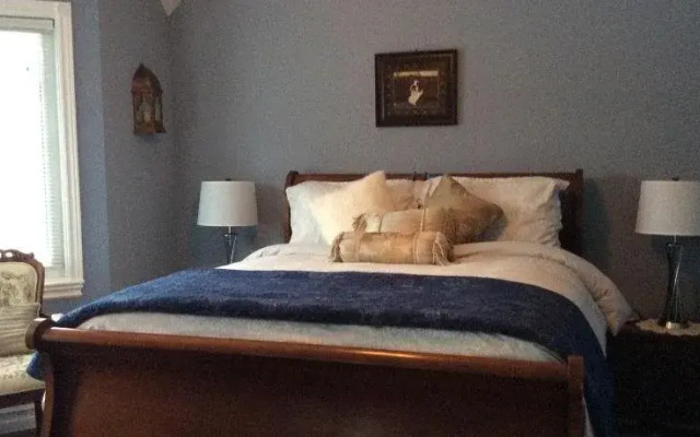 The Boston 'T' B&B