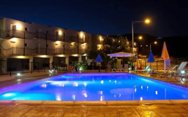 Panoramic Holidays - Standard 34