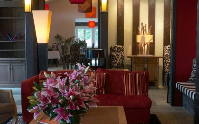 Woodhouse Mountain Lodge