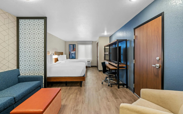 Everhome Suites Rochester Greece