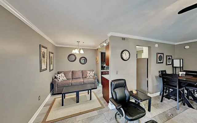 6182ndav 1 Bedroom Apts