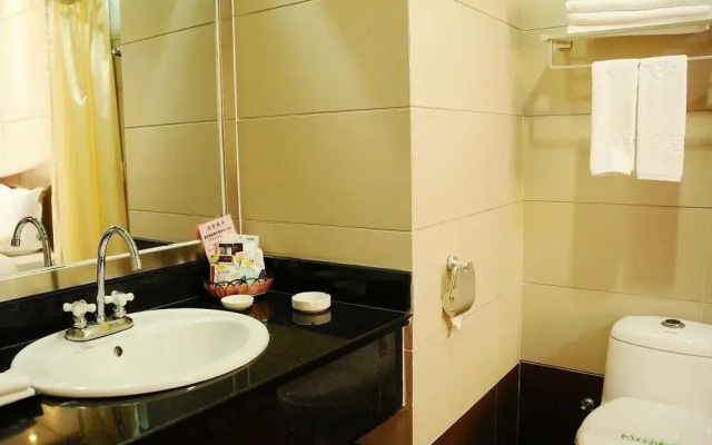 Zhongwei Wanrui Hotel