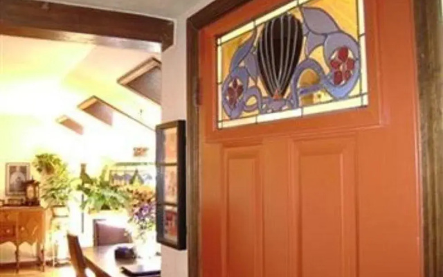 Whispering Pines Inn