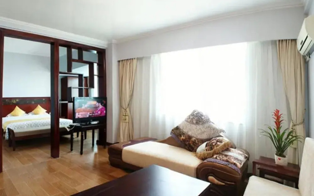 Haikou Huayuan Tiedao Hot Spring Hotel