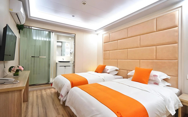 Shell Shanghai Baoshan District  Songbin Road Subway Station Hotel