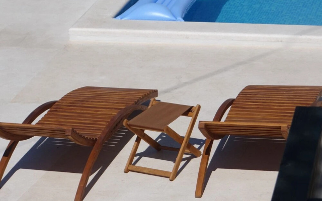 Stunning sea View Apartment With Swimming Pool and Jacuzzi a8