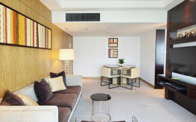 Royal Park Hotel