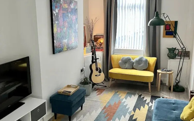 Cosy 2-bed House Close to Belfast City Centre