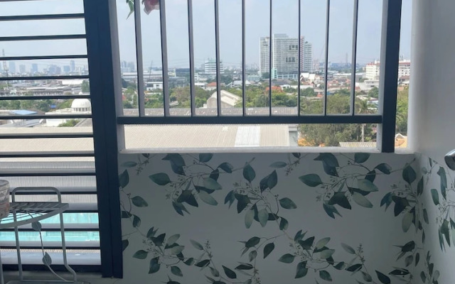 Cozy 1-bedroom Apartment in Bangsue, Bangkok