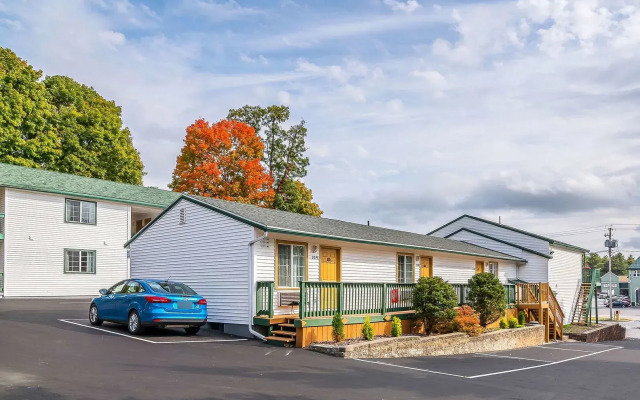 Rodeway Inn Lake George Outlets