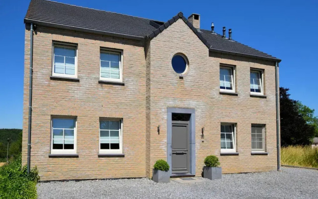 Villa in Durbuy With Swimming Pool