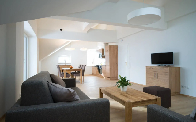 Central Lake View Suites Villa Julia by we rent