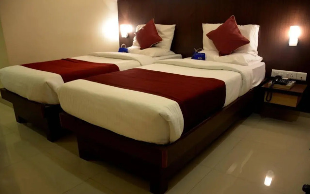 OYO 22528 Hotel Travel Inn