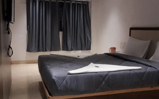 Hotel Pushkaraj