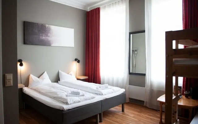 Henriks Hotell