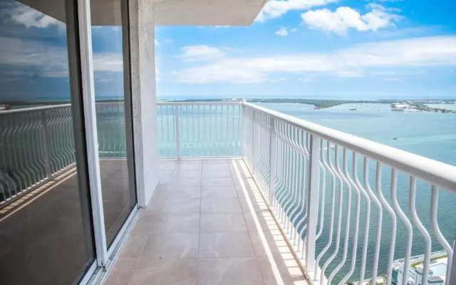 Modern Brickell Condo with Ocean & City Views