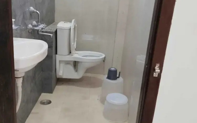 Hotel Bhavya Palace