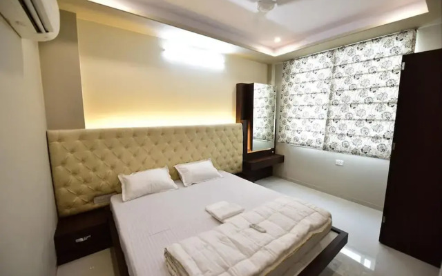 StayEden - Modern & Upscale 3BHK Airport