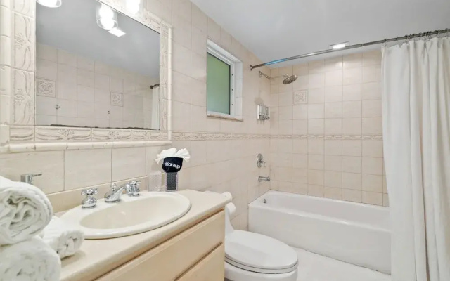 Wonderful 5BR House At Brickell Miami