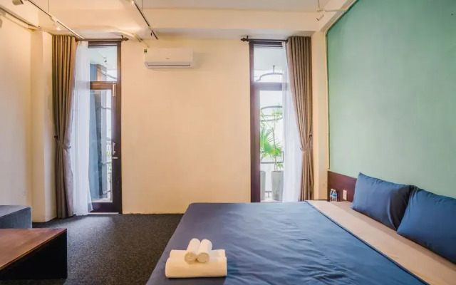 The Garden Hotel and Apartment