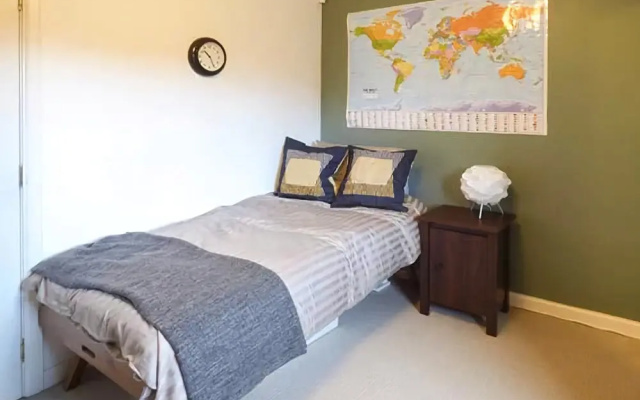 Holly Cottage