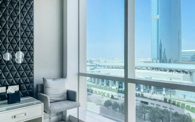GR Elite- Damac Studio with Kingdom Tower View