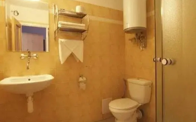 Hotel Sheyly's