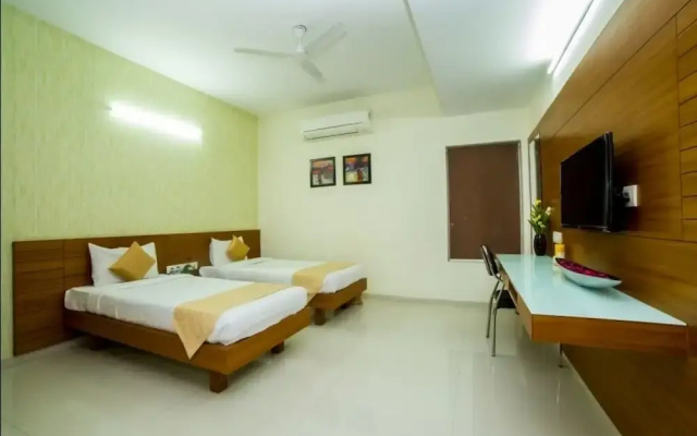 FabHotel Hill View Gachibowli