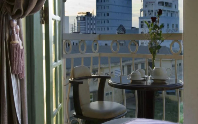 Olina Hotel