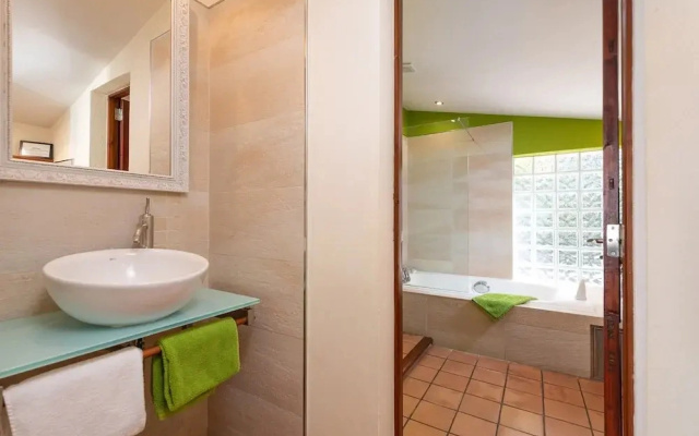 Cal Llenyater - Villa With Private Pool. Free Wifi