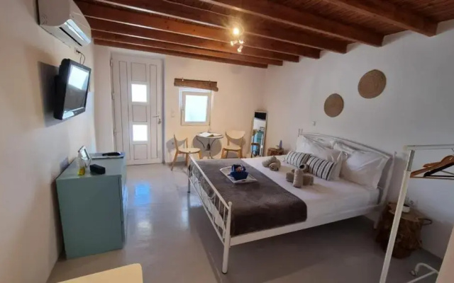 Mykonian Studio Angelo