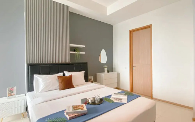 Modern Monochromatic 2Br Near Lrt Station At Apartment Samara Suites