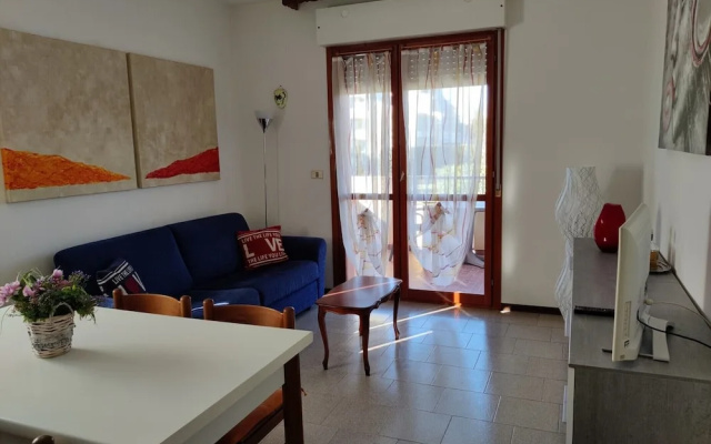 Charming Apartment Close to the Beach