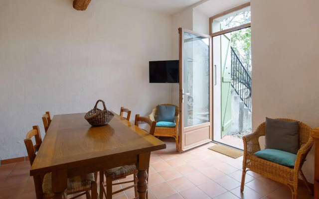 Charming Holiday Home in Tautavel With Balcony
