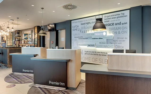 Premier Inn Frankfurt Westend Hotel
