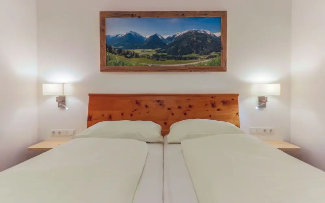 Cozy Apartment in Neukirchen am Großvenediger With Parking
