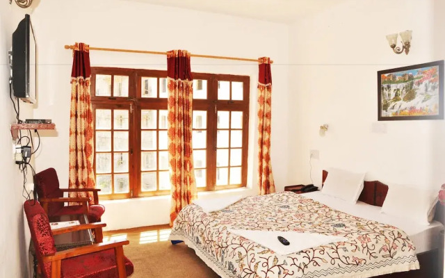 Hotel Jan Palace